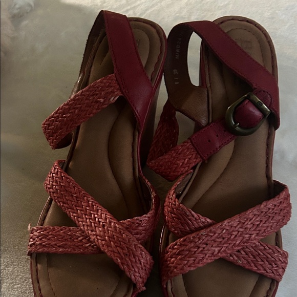 Born Women's Burgundy Strappy Sandals - Picture 1 of 2